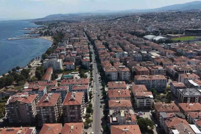 Marmara Depremi’ni yaşayan gönüllüler şimdi vatandaşları bilinçlendiriyor
