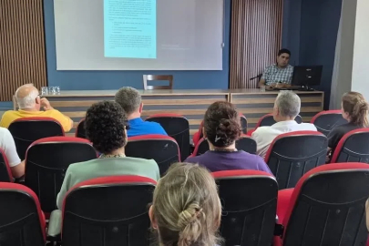 Sağlık çalışanlarına kronik böbrek yetmezliği anlatıldı
