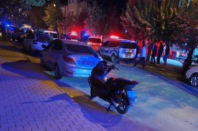 Adıyaman’da akrabalar arasında kavga: 1’i polis 4 yaralı
