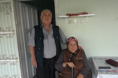 Eşine olan sevgisi 60 basamaklık merdivene asansör yaptırdı
