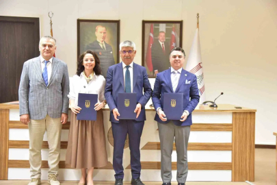 "Mahalleden Kliniğe Gülüş Yolculuğu" projesi için üçlü iş birliği
