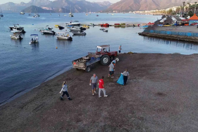 Marmaris’te halk plajları temizleniyor
