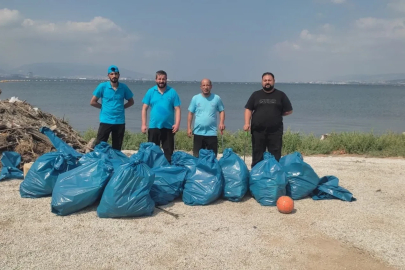 Sahillerden 10 ton çöp çıktı
