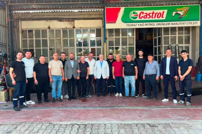 AK Parti heyeti sanayi esnafıyla bir araya geldi
