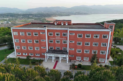 SUBÜ 25 sözleşmeli personel alımı yapacak
