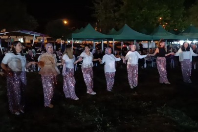 Köylü kadınlardan unutulmaz şalvar gecesi
