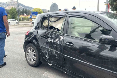 Burdur’da otomobille çarpışan motosikletin sürücüsü 2 günlük yaşam mücadelesini kaybetti
