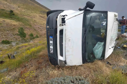 Sivas’ta trafik kazası: 5’i çocuk 11 yaralı
