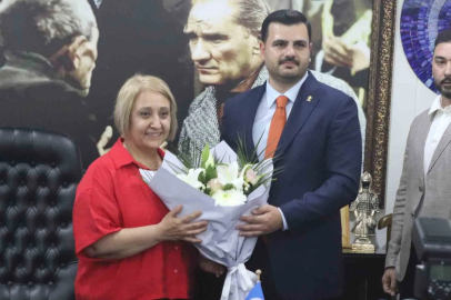 AK Parti Genel Sekreteri İnan: "İlkay Çiçek 1,5 yıl partimize katılmak için çabaladı"
