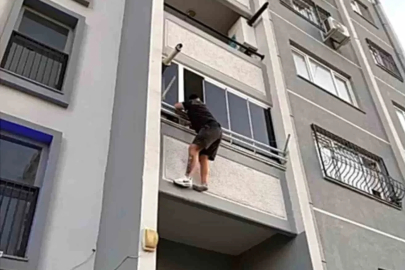 Uyuşturucu taciri balkondan sarkarken yakayı ele verdi
