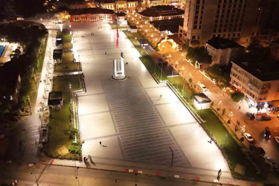 Büyükçekmece Cumhuriyet Kent meydanı açılıyor
