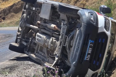 Siirt’te hastaya giden ambulans devrildi

