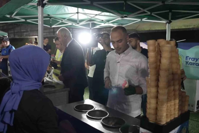 Gaziosmanpaşa’da 100 çocuk çamura bulandı, eğlence dondurmayla devam etti
