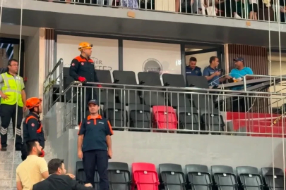 Gaziantep’te iki tribün arasındaki ahşap dekorasyon düştü: 7 yaralı
