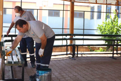 Okul bahçeleri yeni döneme hazırlanıyor
