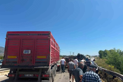 Tır ile traktör çarpıştı: 1 yaralı
