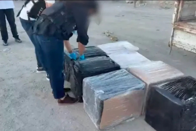 Zeytinburnu’nda araçtan 83 kilogram uyuşturucu çıktı
