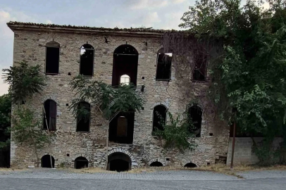 Denizli Büyükşehir Beledisi tarihi Tavas Taş Hana sahip çıkıyor
