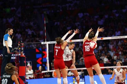 A Milli Kadın Voleybol Takımı, Avrupa Şampiyonası’na galibiyetle başladı
