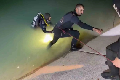 Serinlemek için girdiği kanalda boğuldu

