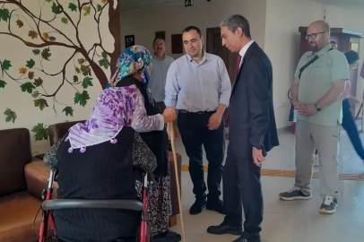 Sinop’ta huzurevi sakinlerine sürpriz doğum günü

