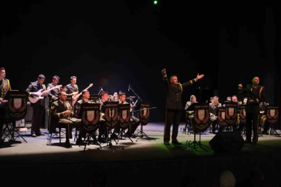 Erzurum’da festivalin ritmi sanatla tutuldu
