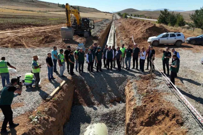 Bayburt Kırklartepe Barajı sulama inşaatında inceleme
