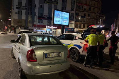 Kayseri’de korsan taksicilik yapan sürücüye 100 bin TL para cezası
