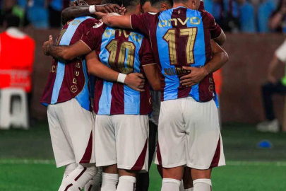 Trendyol Süper Lig: Trabzonspor: 2 - RAMS Başakşehir: 1 (Maç sonucu)
