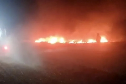 Afyonkarahisar’da balya makinesinden çıkan kıvılcım yangına dönüştü

