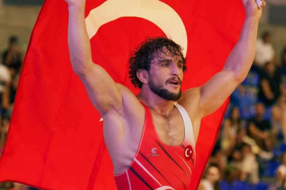 Ahmet Duman, Akdeniz Oyunları şampiyonu oldu

