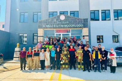 Hatay İl Milli Eğitim Müdürlüğü’nde yangın eğitimi ve tatbikat düzenlendi
