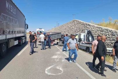 Kurtarıcı traktöre çaptı: 6 yaralı
