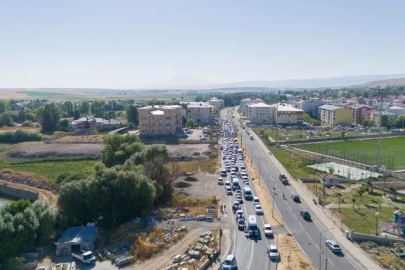 Vatandaşlar Malazgirt Zaferi kutlamalarına yoğun katılım sağladı
