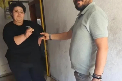 Düşürülen cüzdan polis ekiplerince sahibine ulaştırıldı
