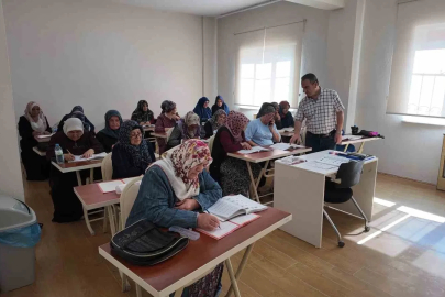KAYMEK ile hayaller gerçeğe, harfler umuda dönüşüyor
