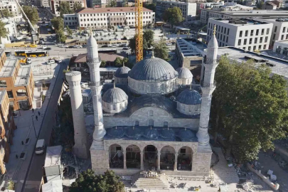 Başkan Taşkın ve Milletvekili Babacan Yeni Cami’deki çalışmaları inceledi

