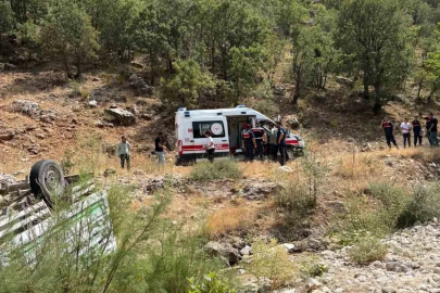 Şehit babası trafik kazasında hayatını kaybetti
