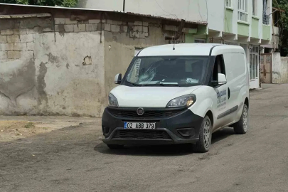Motosiklet ile otomobil çarpıştı: 1 yaralı
