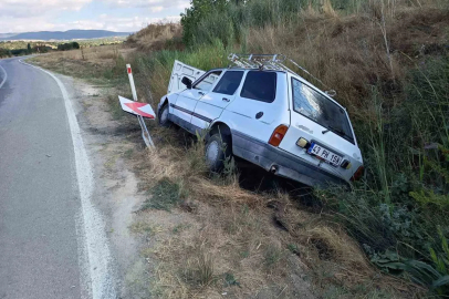Hisarcık’ta otomobil şarampole savruldu: 4 yaralı
