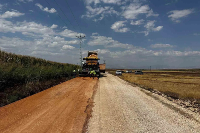 Kaymakam Aslan, asfalt çalışmasını inceledi
