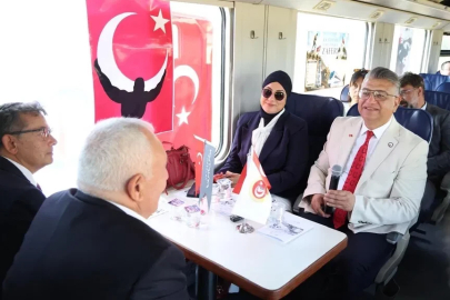 ’Zafer Rotası Sempozyumu’ tren yolculuğuyla gerçekleştirildi
