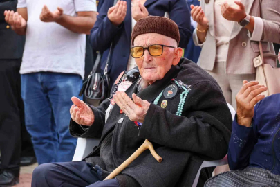 Bilecik’te şehitlik ziyareti
