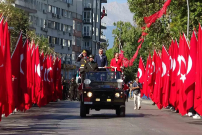 Antalya’da 30 Ağustos coşkusu yaşandı
