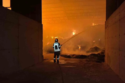 Burdur’da çiftlik yangını
