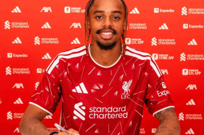 Bradley Barcola, Liverpool’da
