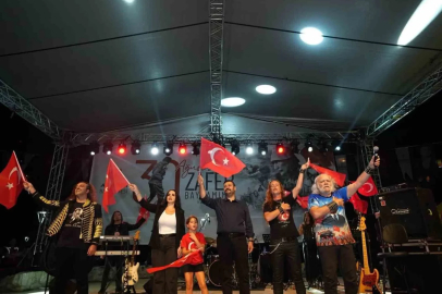 Büyük Zafer’in 104’üncü yılı Ataşehir’de coşkuyla kutlandı
