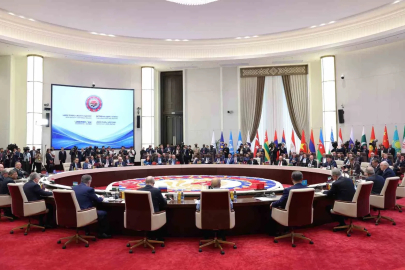 Cumhurbaşkanı Erdoğan’ın katılımıyla ŞİÖ Zirvesi genişletilmiş oturumu başladı
