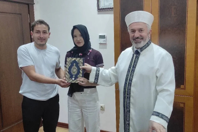 Ukraynalı Anhelina Müslüman oldu, "Ayla" ismini aldı
