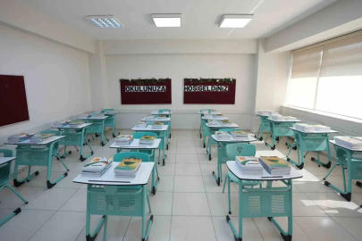 283 milyondan fazla ders kitabı sıralardaki yerini almaya başladı
